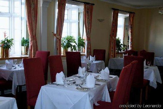 The Kingsway Hotel - Γουόρδινγκ Εστιατόριο φωτογραφία